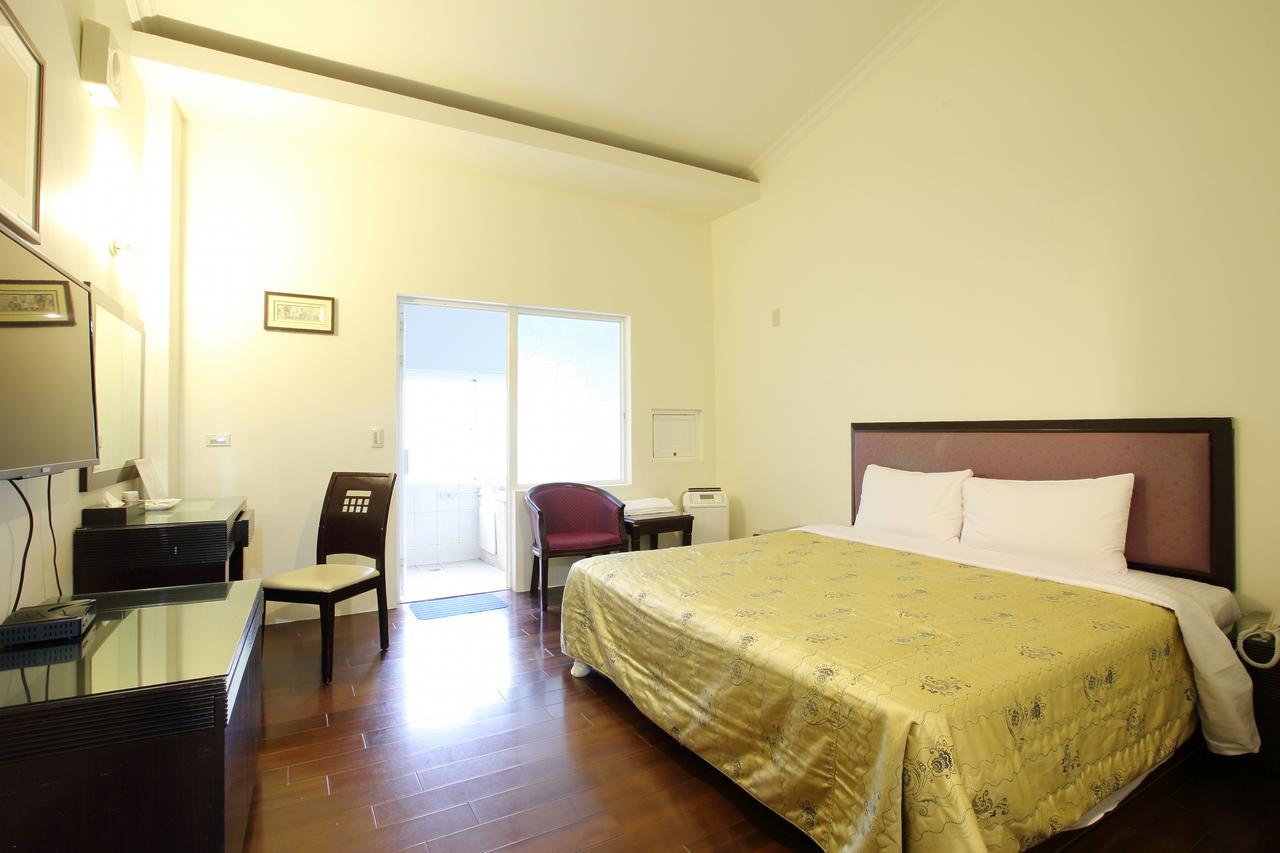 Cyuan Tang Hot Spring Hotel Джиаоси Екстериор снимка